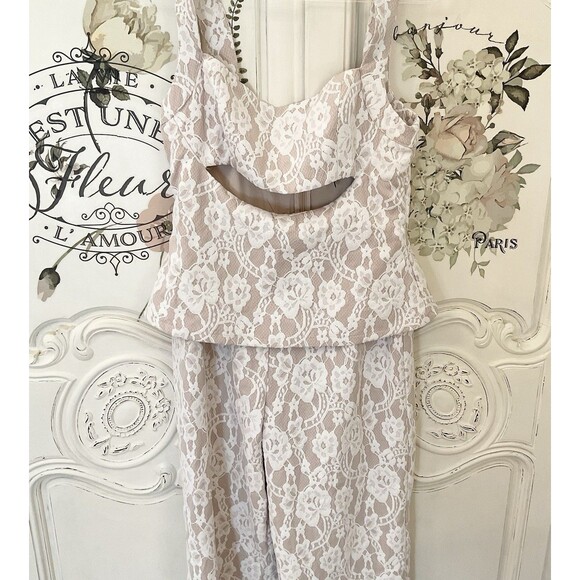 Lulus Ellis Jumpsuit Women's L White Beige Cutout Sleeveless NWOT - Picture 7 of 11